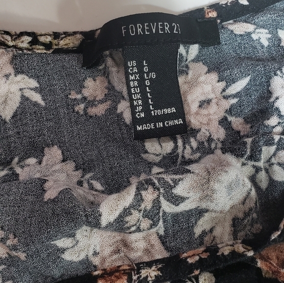 Forever 21 Flower Patterned Black Tank Top top - Picture 3 of 5